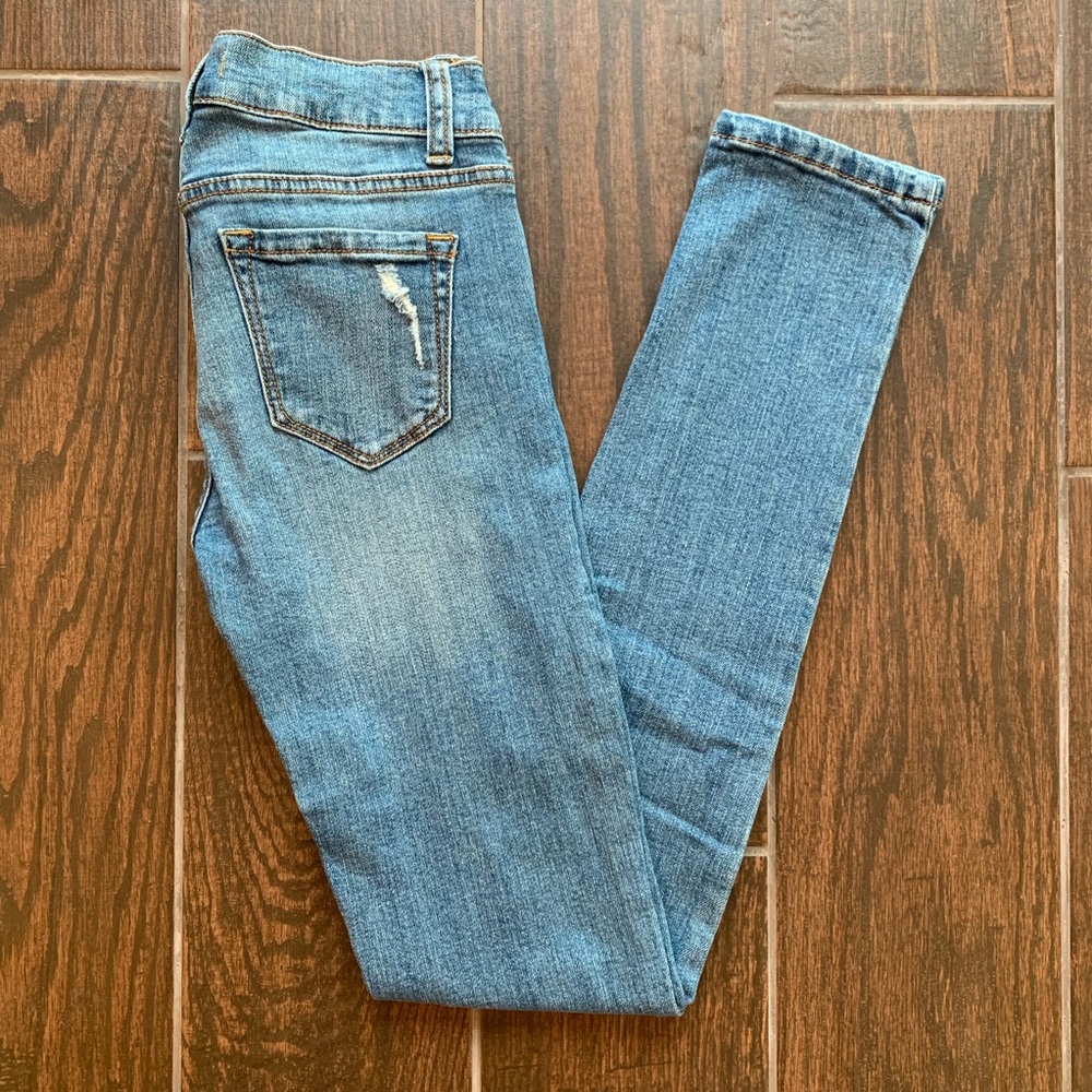 Eunina Maxwell Low Rise Skinny Distressed 29.5”